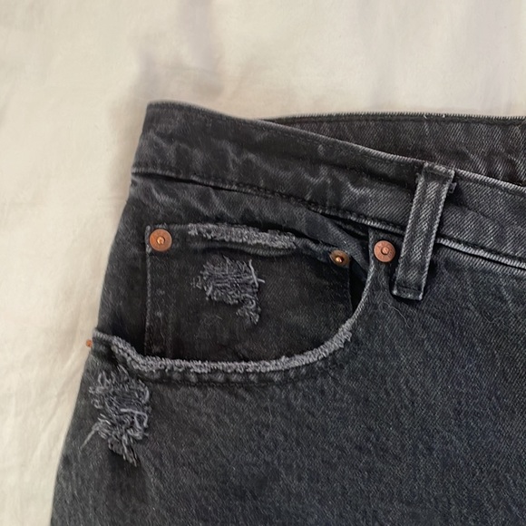 High Rise 90s Relaxed Jean - Black Destroyed - 33 - 16R - Picture 8 of 11